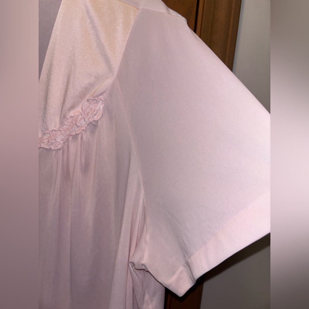 Vanity Fair Light Pink Silky Pajama Top Size 2X Night Shirt Vintage Made in USA - Picture 4 of 7